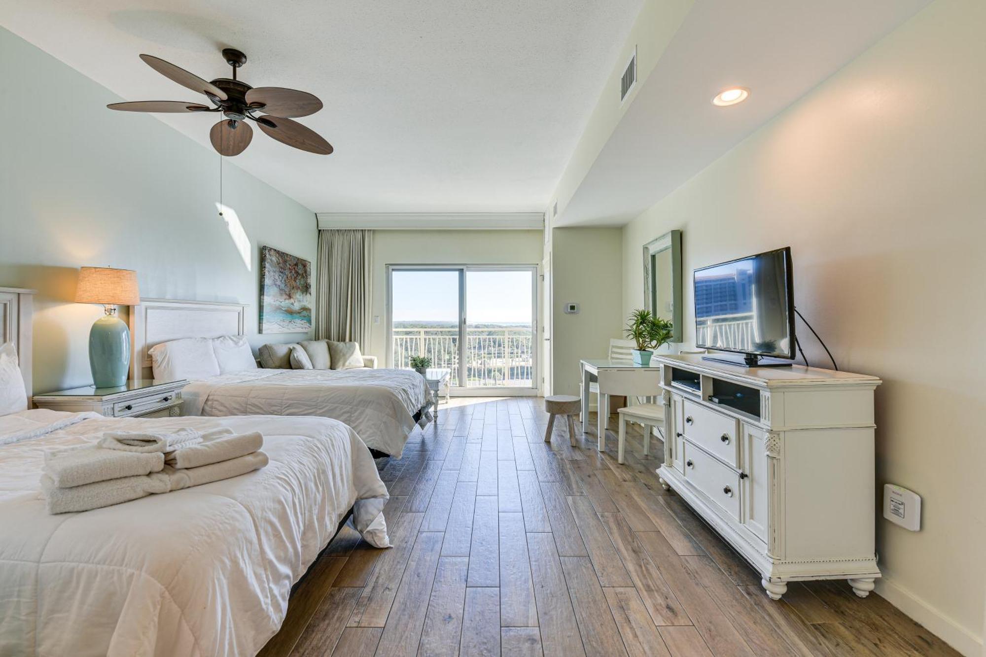 Destin Resort Studio With Pool - Walk To Beach! Екстер'єр фото