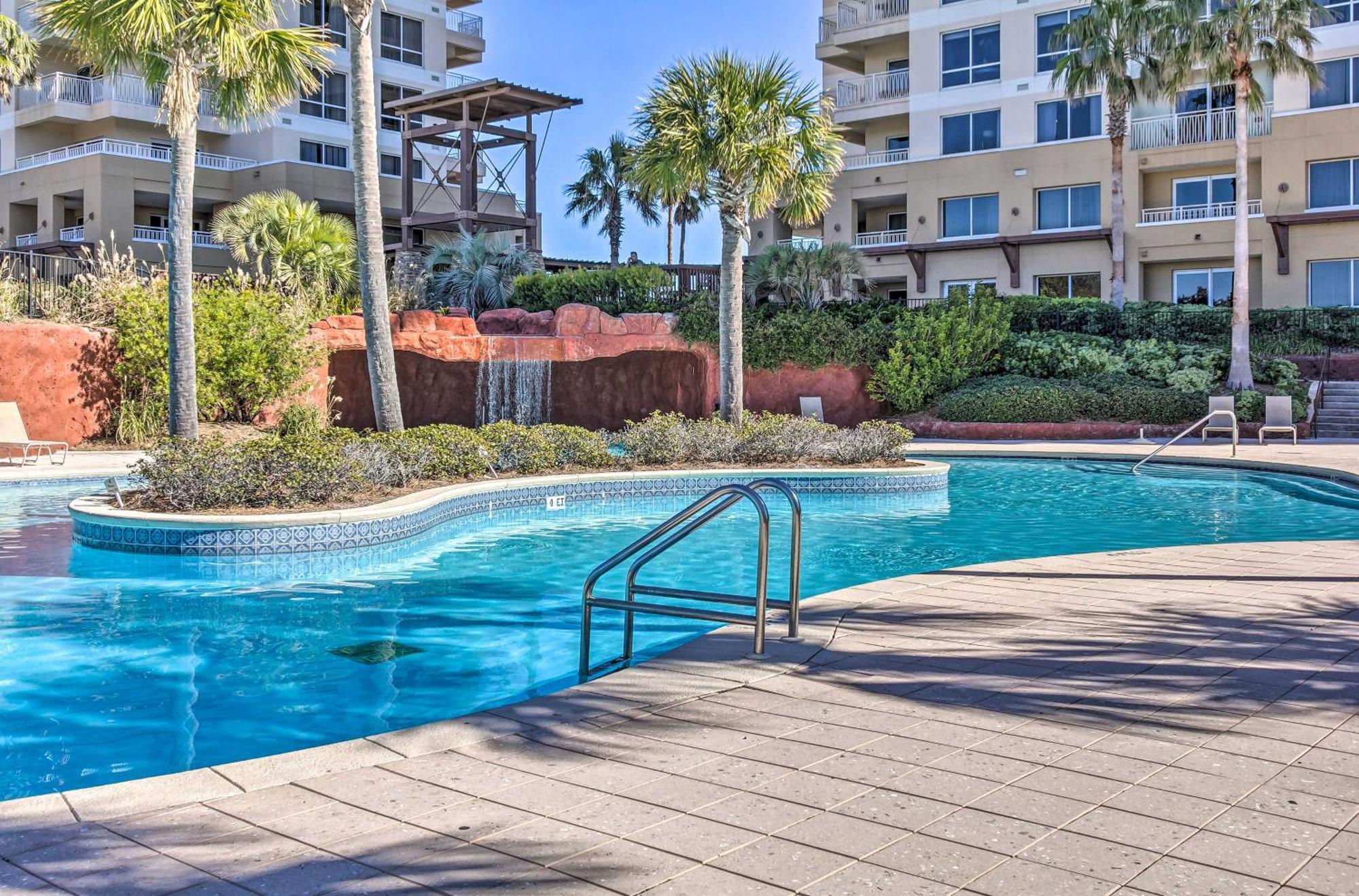 Destin Resort Studio With Pool - Walk To Beach! Екстер'єр фото